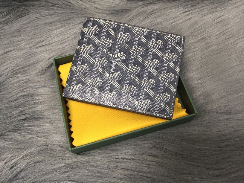 Goyard Victoire Wallet Grey