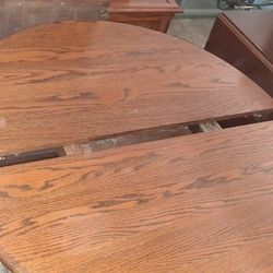 Solid Oak 6 Chairs Table And Leaf