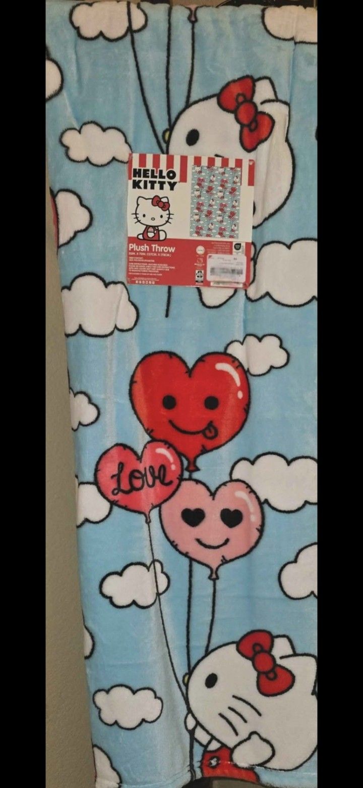 Hello Kitty Throw Plush Blanket