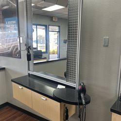 2 Salon Station With 2 Salon Chairs Included