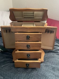 Jewelry Box