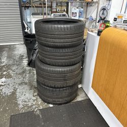 Michelin Pilot Super Sport 285 30ZR20 315 35ZR20