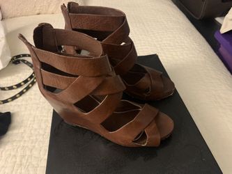 Dolce Vita Wedge Sandals