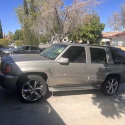 1999 Cadillac Escalade