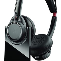 Poly - Voyager Focus UC with Charge Stand (Plantronics) - Bluetooth Dual-Ear (Stereo) Headset with Boom Mic - USB-A Compatible with PC and Mac - Activ