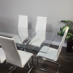 Glass Table With 6 Chairs 