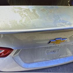 2018 Chevrolet Malibu Trunk lid