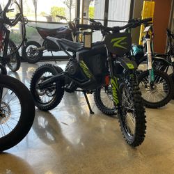 Rawrr Mini r17 Emoto