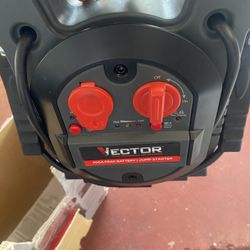 Vector 700 Peak Amp Jump Starter