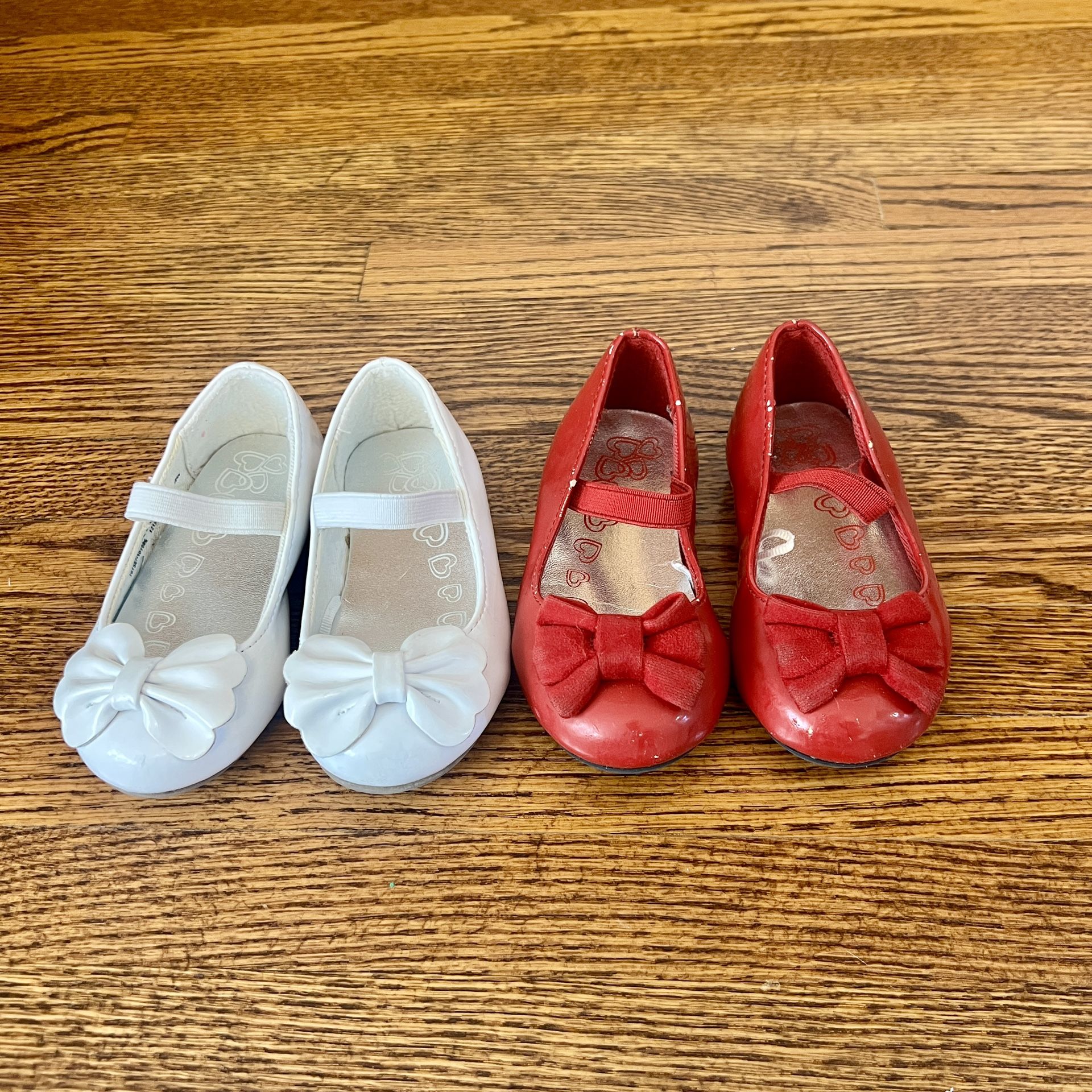 Children’s Place toddler dress shoes slip on ballet flats white and red size