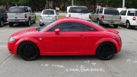 2004 Audi TT AWD 225hp quattro 2dr Hatchback