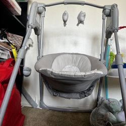 Graco Slim Space Compact Baby Swing 
