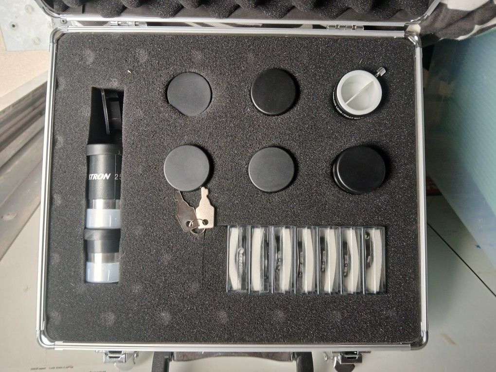 Celestron Teleacope 1.25" Eyepiece & Filter Kit