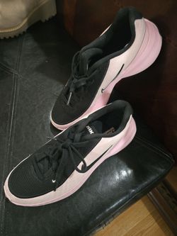 Nike Women's Sneakers Black and Pink
