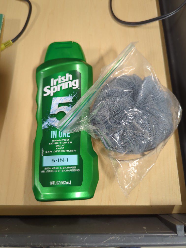 Irish Spring 5 In 1 Soap With Shower Scrubber