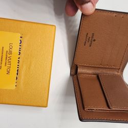 Men's Wallet (Louis Vuitton) Authentic 