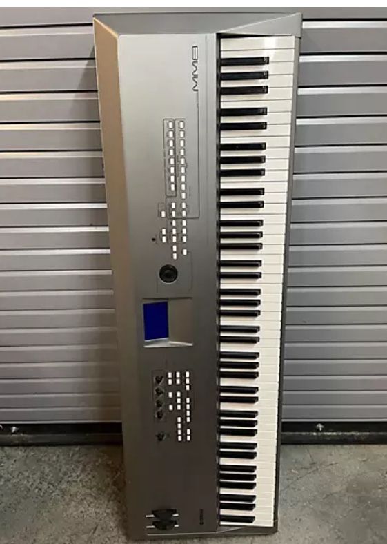 Keyboard Yamaha  mm8