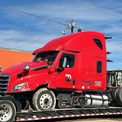 2022 Freightliner Cascadia 126 *FOR PARTS*