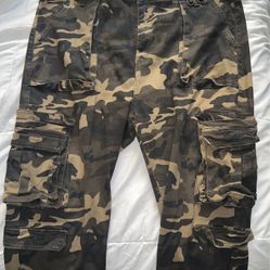 Cardigan Camo Pants 