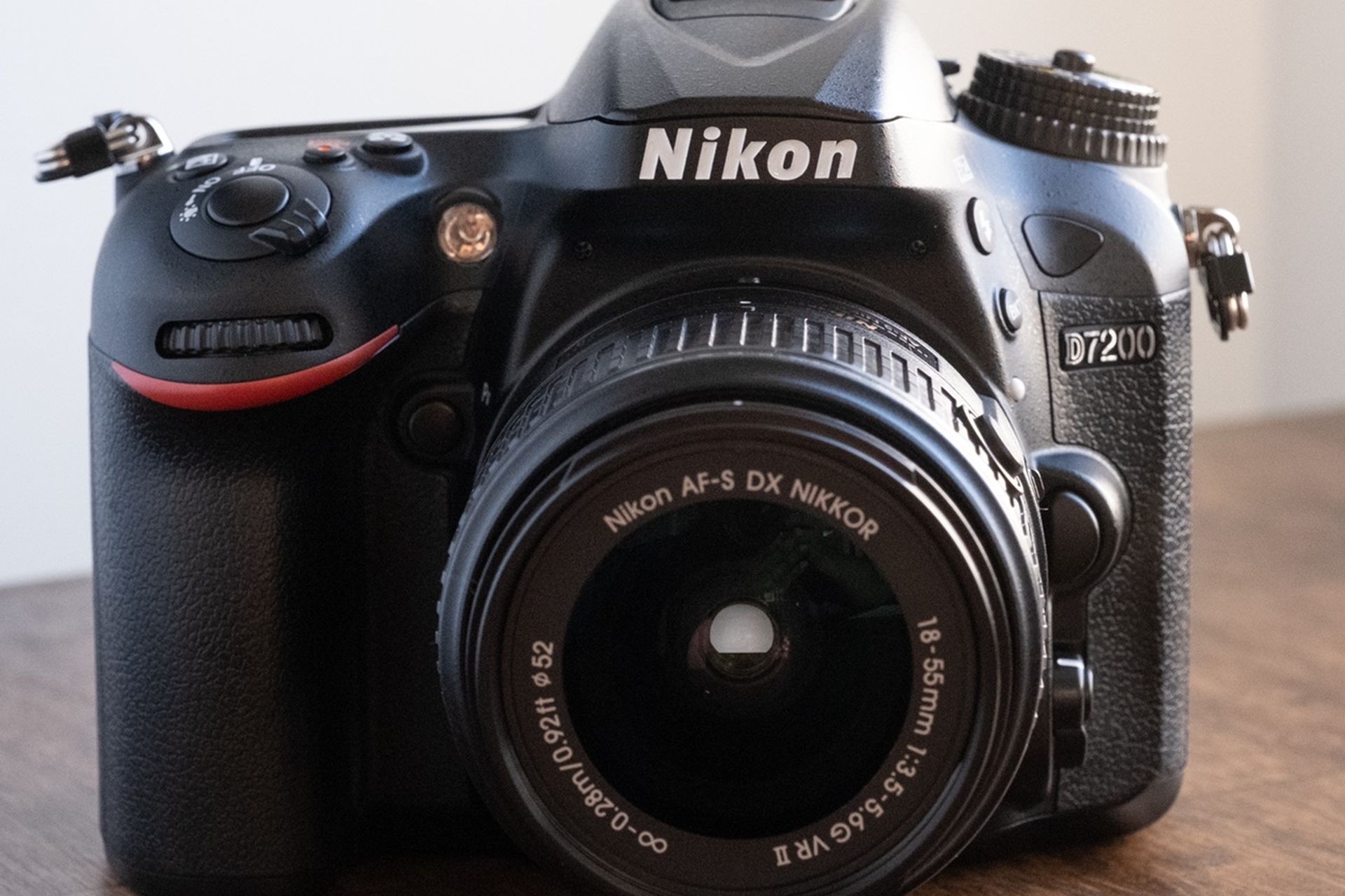 Nikon D7200 DSLR Camera Kit