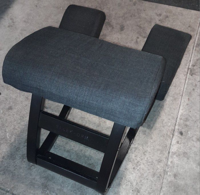 The Austin Kneeling Chair by Sleek Form Black on Black