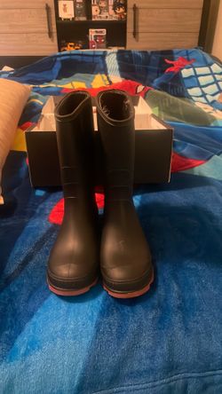 Rain boots