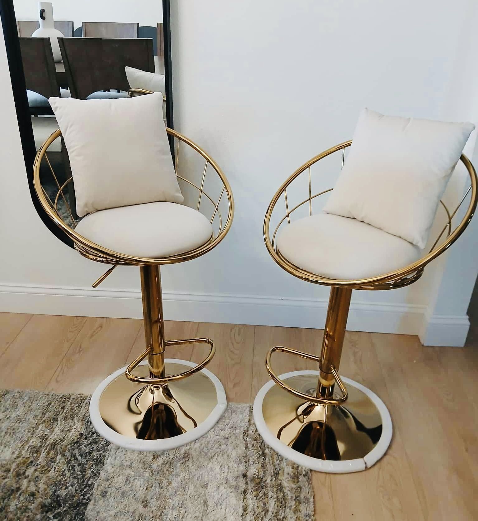 360 Swivel Counter Height Stools