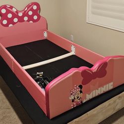 Minnie Mouse Twin Bedframe