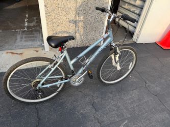 26” Diamondback Lustre1 Mountain Bike