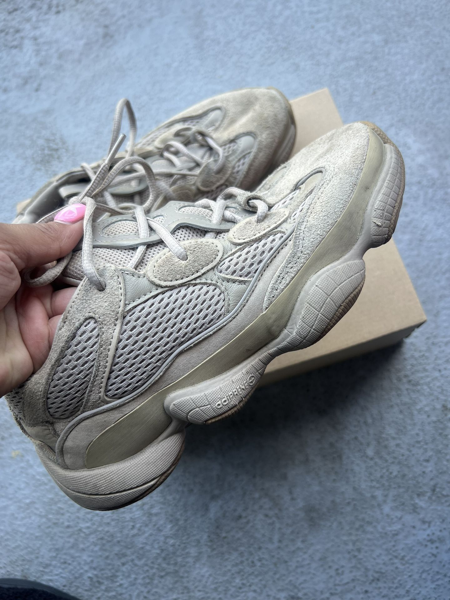 Yeezy 500 'Taupe Light' – Size US 7 M