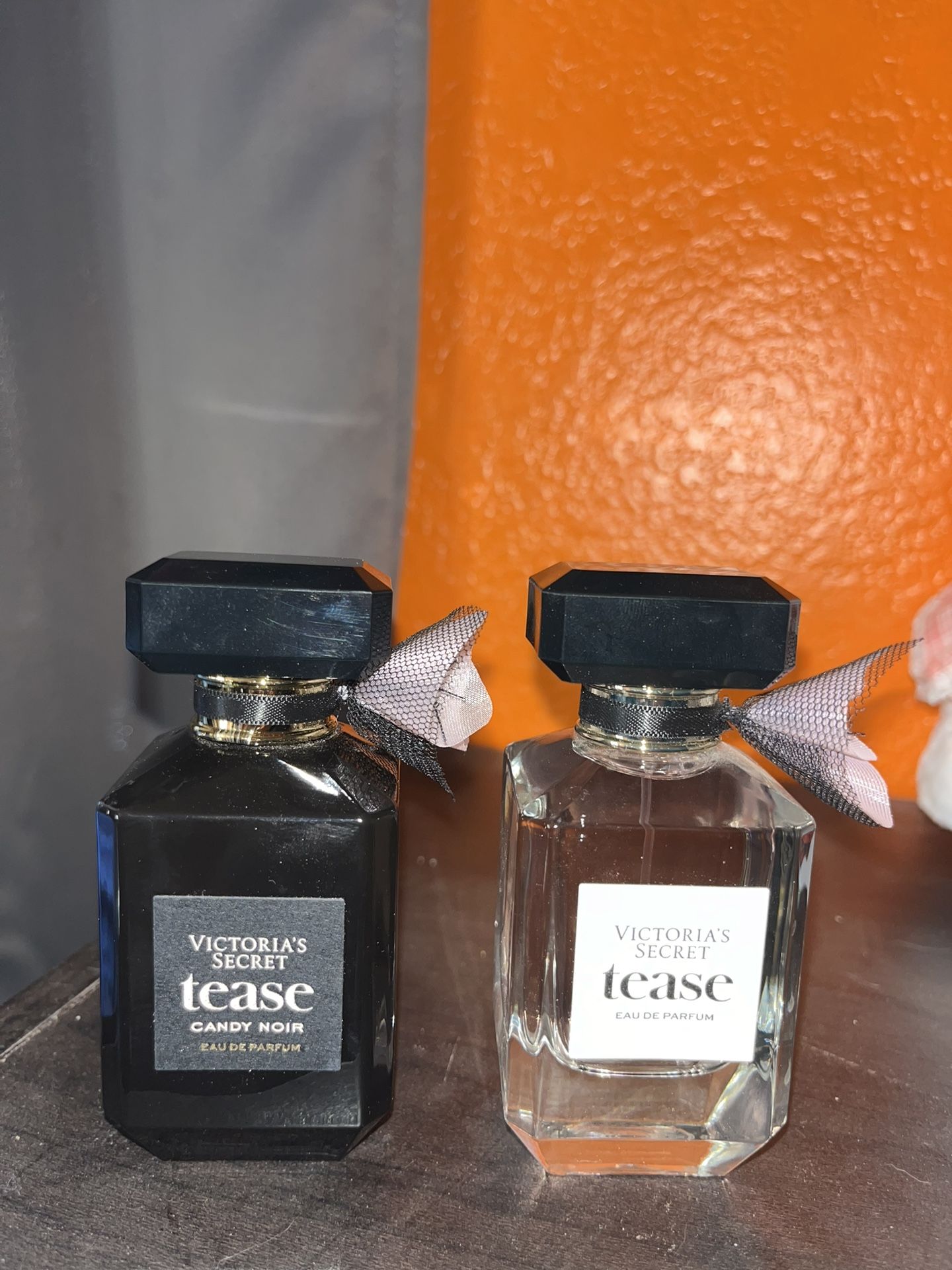 VS Perfume And Mahogany Teakwood Cologne