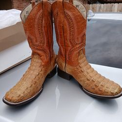 Special Crocodile 🐊 Boots $225