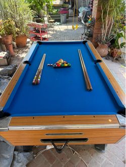 Valley Panther 8ft pool table with accessories