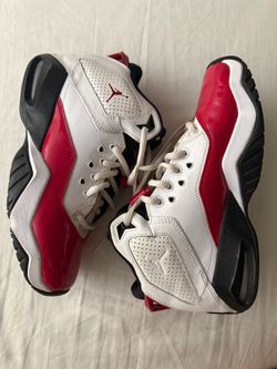Jordan Basketball Shoes – Boys’ Size 5Y