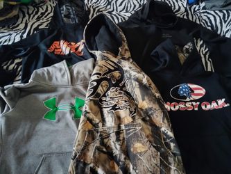 Lot Of  11 Pieces Boys Hoodies And Long Sleeve  T-shirts