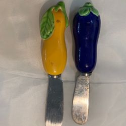 Stainless 2-Ceramic Eggplant Handle Spreader/Small Knives Yellow/ Purple 5” Inch