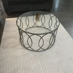 Coffee Table With 2 Matching Sets Of Nesting Tables 