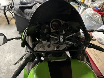 もりページ 2000 Kawasaki Zx7R for Sale in San Jose, CA - OfferUp