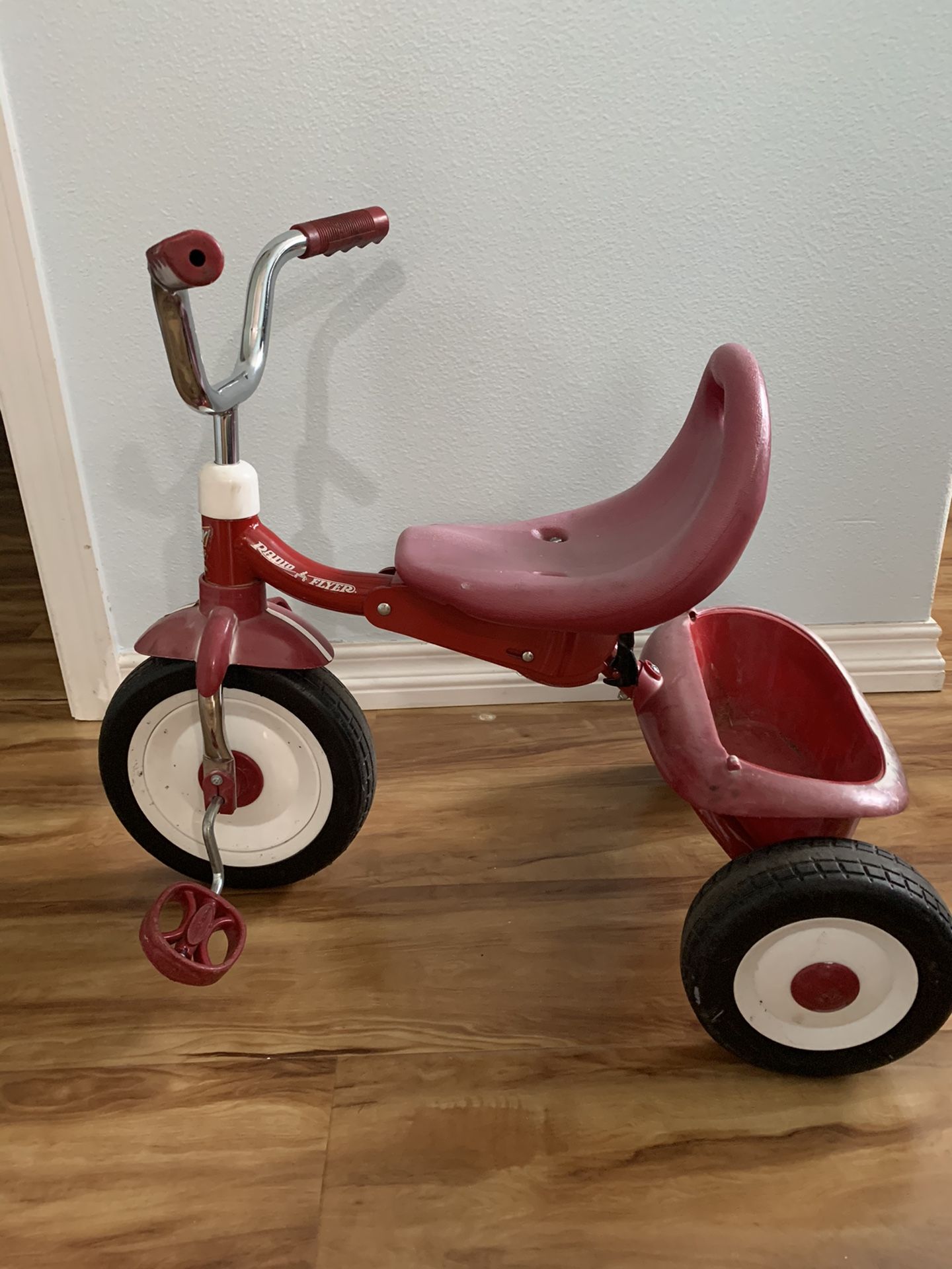 Radio Flyer tricycle for Sale in Portland, OR - OfferUp