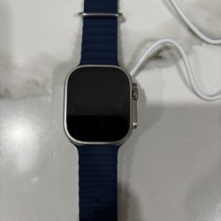 Apple Watch Ultra 49mm Titanium (Refurbished)