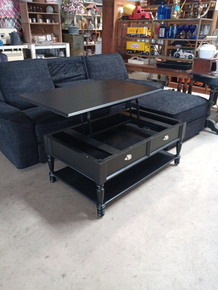 Sofa And Cocktail Table Set