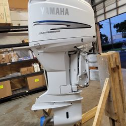 Awl Grip Painted White Yamaha 250 Outboard Motor 