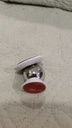 Universal magnetic phone Holder 360°.