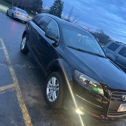 08 Audi Q7 