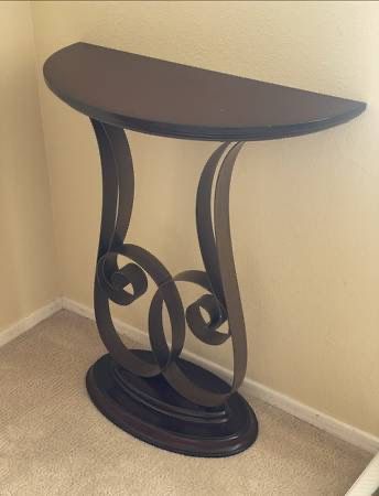 Fancy Table