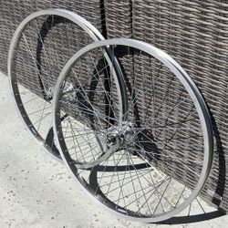 Vintage Araya, 26x1.75, High Flange Hubs, Old School, Stainless Spokes, Spin Straight, Alloy, Klunker, Cruiser, BMX, 70s, Located In LaHabra 