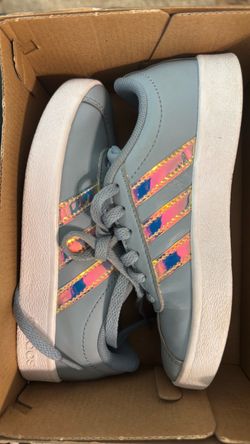 Kids Nikes size 11K adidas