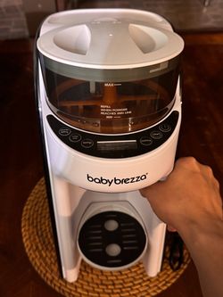 Baby Brezza Formula Pro Bottle Maker