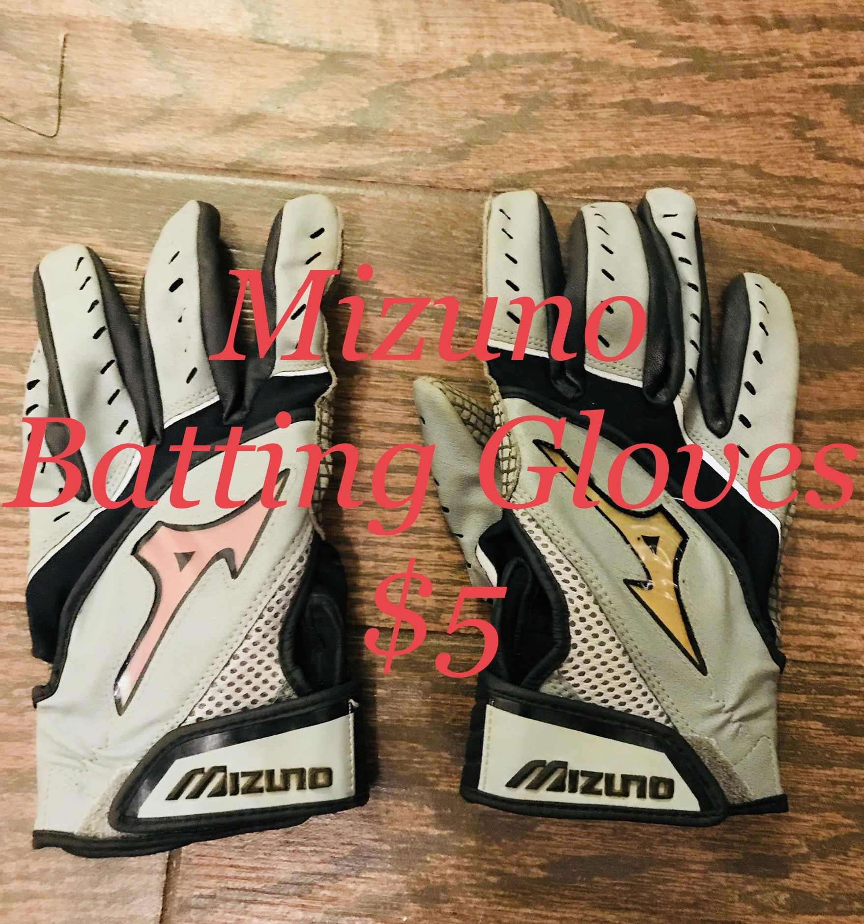 Mizuno Batting Gloves $5 baseball softball