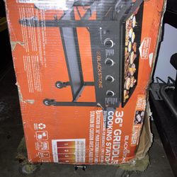 Blackstone Griddle. Brand New